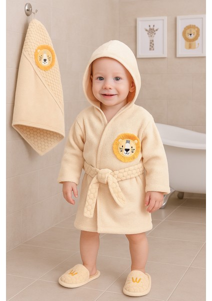 Erkek Bebek Aslan Işemeli Lüks Bornoz Takımı Havlu Seti Organik % 100 Pamuk Kumaş 0- 2 Yaş STL7054
