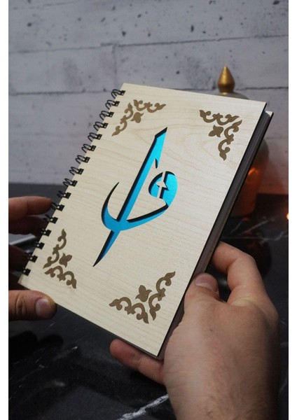 Elif Vav Temalı Ahşap Kapaklı Defter - Noktalı Defter - Ajanda - Okul Defteri (A5 - 120 Sayfa) modelleri
