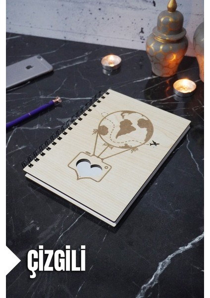 Uçan Balon Temalı Ahşap Kapaklı Defter - Çizgili Defter - Ajanda - Okul Defteri (A5 - 120 Sayfa)