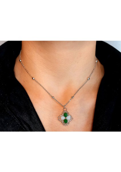 Bursaspor Renkli Yeşil Beyaz Kristal Taşlı Van Cleef Model Kolye, Yonca Kolye, Maç Aksesuarı, Bursaspor Aksesuarı, Gümüş Kaplama Yonca Kolye, Bursaspor Kolye, Taraftar Kolye