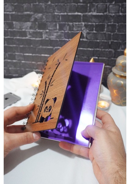 Panda Temalı Ahşap Kapaklı Defter - Çizgili Defter - Ajanda - Okul Defteri (A5 - 120 Sayfa) fiyatları