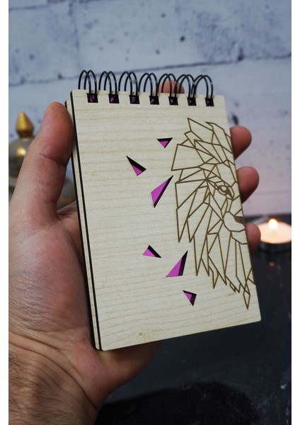 Aslan Figürlü Ahşap Kapaklı Not Defteri - Mini Defter - Cep Defteri - Benim Listem