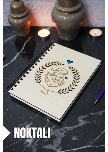 Anne Bebek Temalı Ahşap Kapaklı Defter - Noktalı Defter - Ajanda - (A5 - 120 Sayfa)