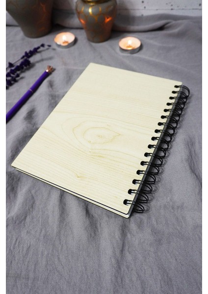 Kalp Desenli Ahşap Kapaklı Defter - Çizgili Defter - Ajanda - Okul Defteri (A5 - 120 Sayfa)