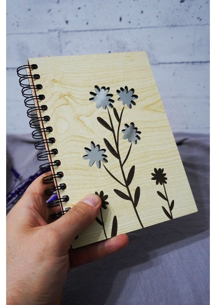 Çiçek Desenli Ahşap Kapaklı Defter - Çizgili Defter - Ajanda - Okul Defteri (A5 - 120 Sayfa) fiyatları