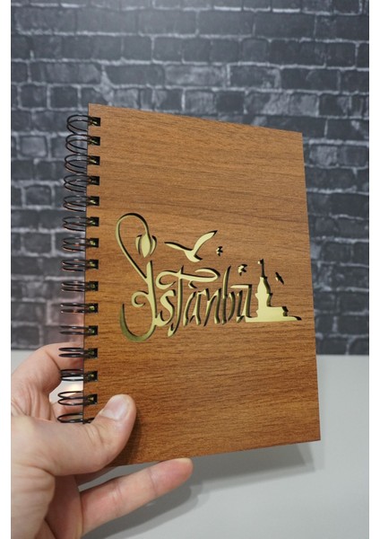 Istanbul Yazılı Ahşap Kapaklı Defter - Çizgili Defter - Ajanda - Okul Defteri (A5 - 120 Sayfa) fiyatları