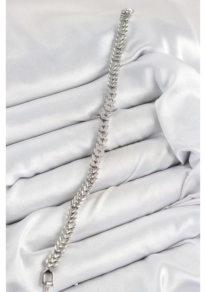 Pirinç Zirkon Taşlı Sıralı Yaprak Model Gümüş Renk Kadın Bileklik - TJ-BB7532 fiyatları