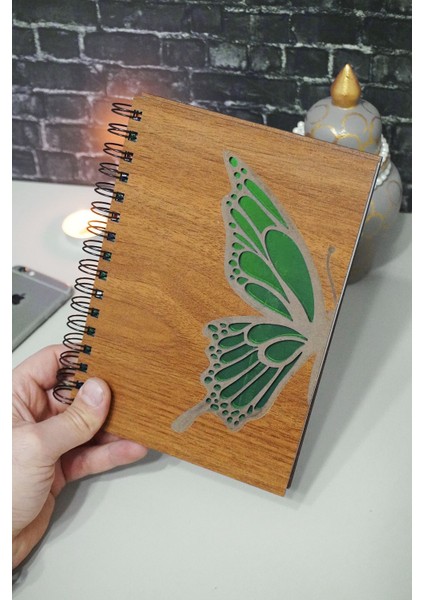 Kelebek Temalı Ahşap Kapaklı Defter - Kareli Defter - Ajanda - Okul Defteri (A5 - 120 Sayfa) modelleri