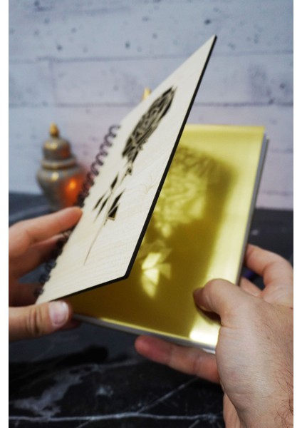 Gül Temalı Ahşap Kapaklı Defter - Çizgili Defter - Ajanda - Okul Defteri (A5 - 120 Sayfa) fiyatları