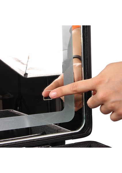 Tekerlekli Makyaj Çantası