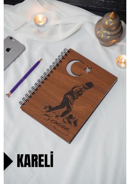 Kemal Atatürk Temalı Ahşap Kapaklı Defter - Kareli Defter - Ajanda - Okul Defteri (A5 - 120 Sayfa)