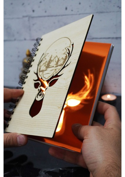 Geyik Figürlü Ahşap Kapaklı Defter - Çizgisiz Defter -Günlük - A5 Anı Defteri fiyatları