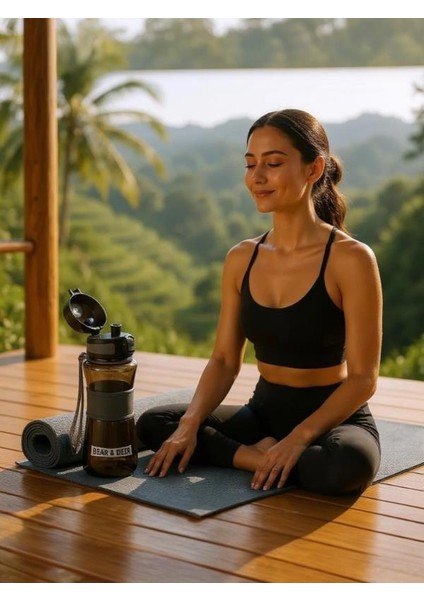 Otomatik Kapak Silikon Tutacaklı Klipsli Siyah Matara 700 ml - MT0029