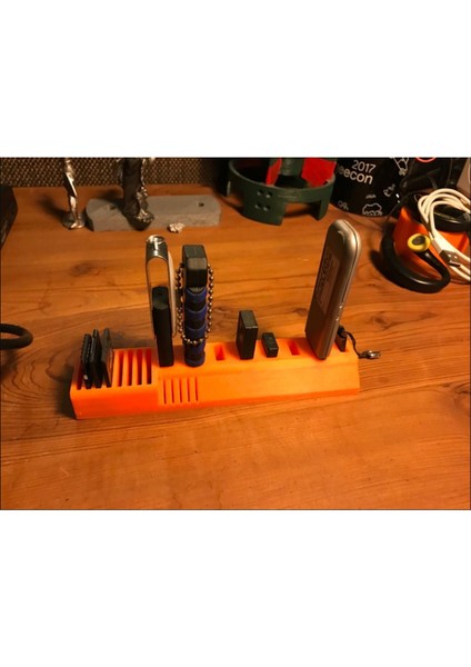 USB ve Sd Kart Tutucusu Organizer
