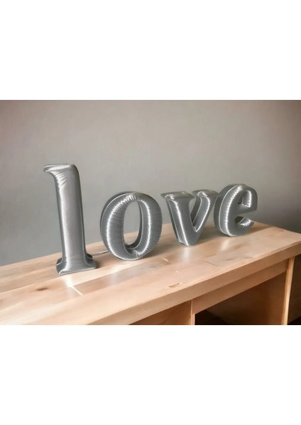 💞 Love Yazılı Dekoratif Obje – Romantik ve Modern Bir Dokunuş 💞