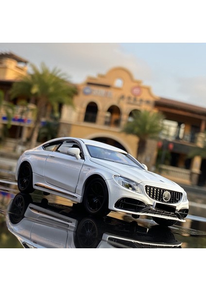 1:32 C63S Coupe Alaşım Araba Modeli Döküm Metal Oyuncak Araçlar Araba Modeli Koleksiyonu Simülasyon Ses ve Işık Çocuk Hediyeler (Yurt Dışından) modelleri