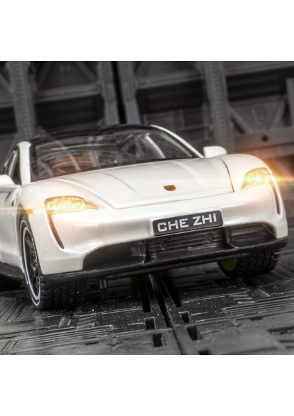 1:32 Porsche Taycan Alaşım Metal Döküm Model Simülasyon Ses ve Işık Oyuncak Araba Merkezi Kontrol Süsleme Trendy Dekorasyon Hediye (Yurt Dışından) fırsatları