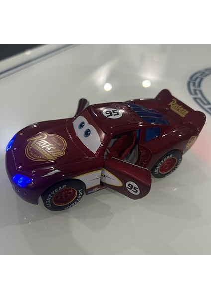 Disney Oyuncak Hikayesi 3 Model Araba Yıldırım Mcqueen Metal Döküm Işıkları ile Atalet Geri Çekme Tekerlek Dilinizi Dışarı Çıkarın Oyuncak Arabalar (Yurt Dışından) fırsatları