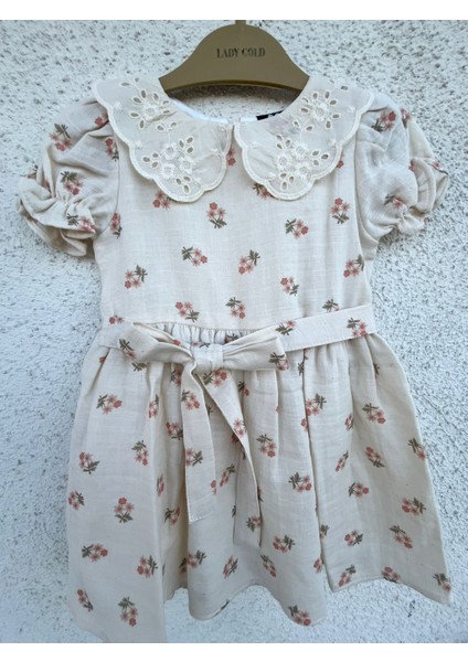 Müslin %100 Pamuk Astarlı Kız Elbisesi & Lady Gold Model & Çiçek Desenli & Dantel Yaka & 2-5 Yaş Bej Renk fiyatları