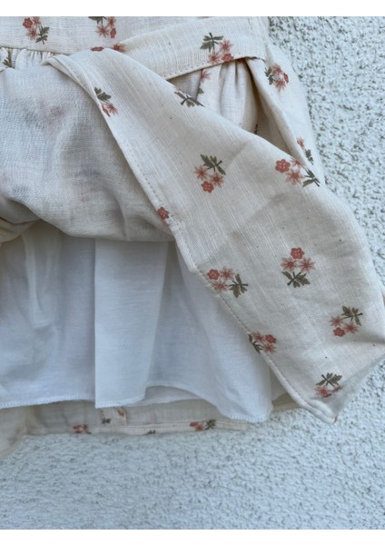 Müslin %100 Pamuk Astarlı Kız Elbisesi & Lady Gold Model & Çiçek Desenli & Dantel Yaka & 2-5 Yaş Bej Renk indirimleri