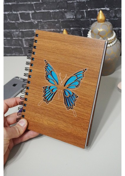 Kelebek Temalı Ahşap Kapaklı Defter - Kareli Defter - Ajanda - Okul Defteri (A5 - 120 Sayfa) modelleri