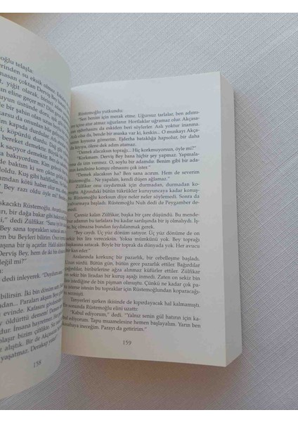 Demirciler Çarşısı Cinayeti - Yaşar Kemal Yaşar Kemal'in 'demirciler Çarşısı Cinayeti' Adlı Yapı Kredi Yayınları, 14. Baskı. 2017 Basim 572 Sayfa indirimleri