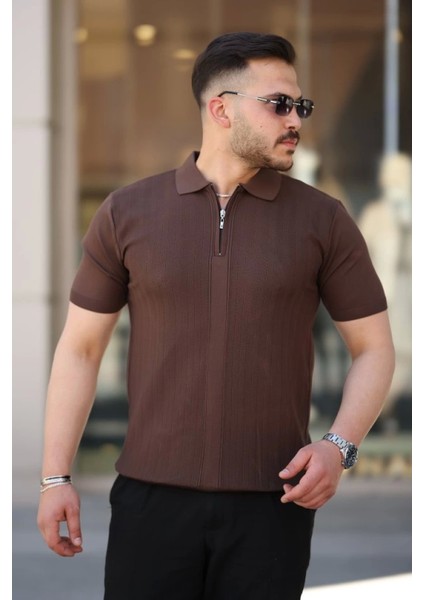 Erkek Yakası Fermuarlı Kısa Kollu T-Shirt