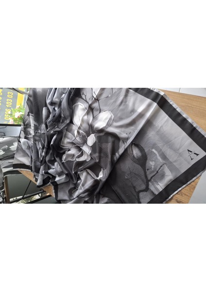 Tomurcuk Desen Vual Soft Şal Siyah Renk modelleri