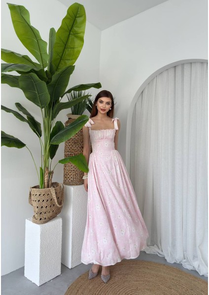 Kalın Askılı Papatya Desenli Kadın Kloş Elbise fiyatları