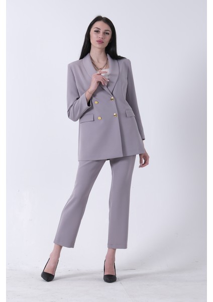 Gri Kadın Dört Düğmeli Kruvaze Blazer Ceket & Pantolon Takım 0106305.06 fırsatları