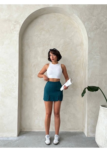Çift Yırtmaçlı Atlas Şort Etek Petrol Yeşili S240364 modelleri