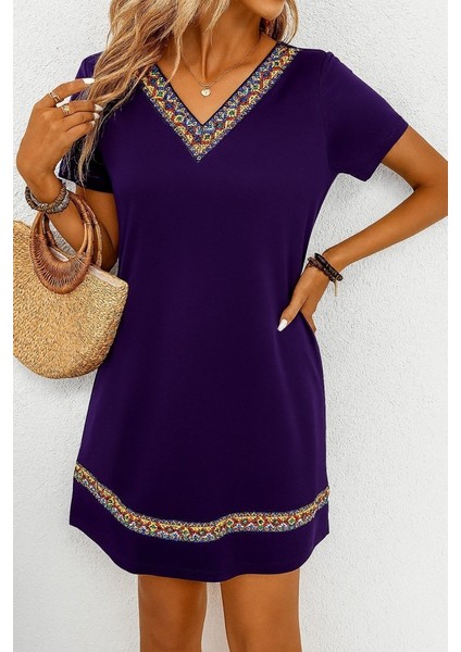 Kadın Kısa Kollu V Yakalı Etnik Desen Şerit Detaylı Viskon Elbise
