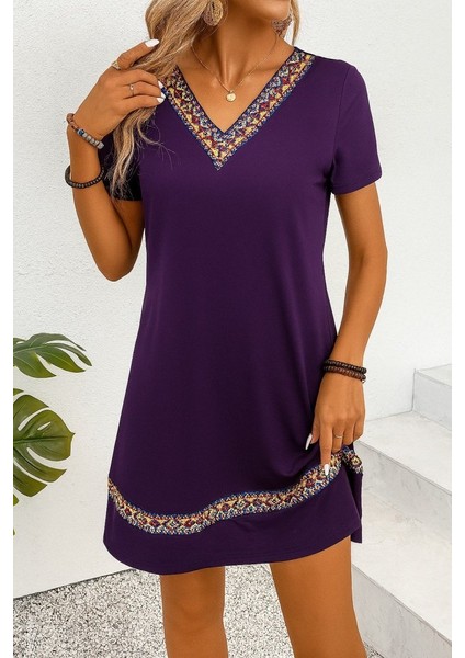 Kadın Kısa Kollu V Yakalı Etnik Desen Şerit Detaylı Viskon Elbise fiyatları