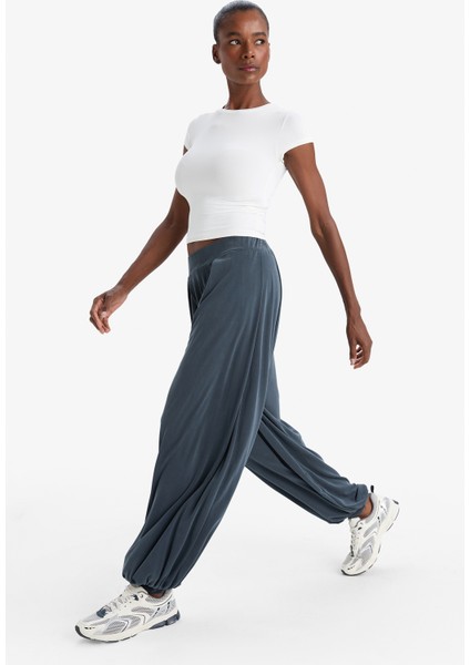 Fit Oversize Geniş Kalıp Kısa Paça Standart Boy Modal Sporcu Pantolon F4545AX25SM modelleri