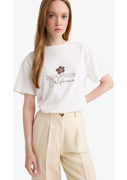 Regular Fit Bisiklet Yaka Çiçek Baskılı Kısa Kollu Tişört F9799AX25HS modelleri