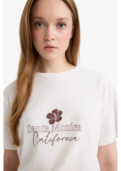 Regular Fit Bisiklet Yaka Çiçek Baskılı Kısa Kollu Tişört F9799AX25HS fırsatları