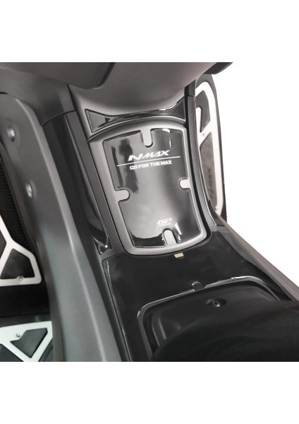 Yamaha Nmax 125 / 155 2025 Uyumlu Tank Pad Mavi modelleri