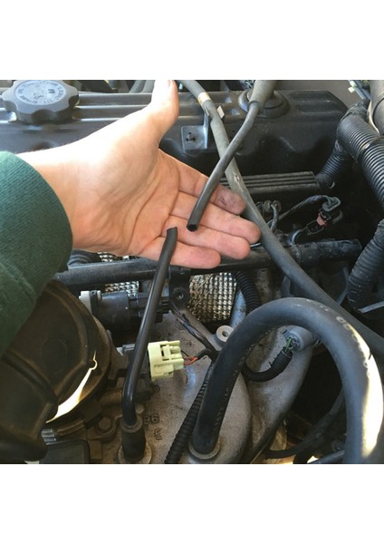 1997-2004 Jeep Cherokee Wrangler 4854265 Karter Havalandırma Emme Manifoldu Tüp Karter Havalandırma Hortumu (Yurt Dışından) modelleri