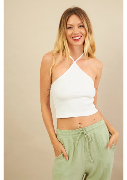 Kadın Ekru Boncuk Detaylı Sırtı Açık Bluz LPP1245-90 modelleri