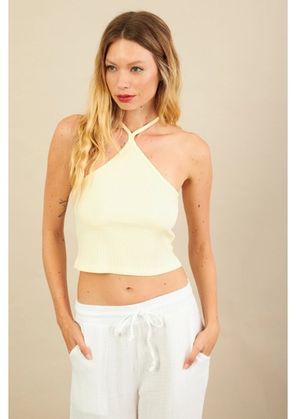 Kadın Sarı Boncuk Detaylı Sırtı Açık Bluz LPP1245-90 indirimleri