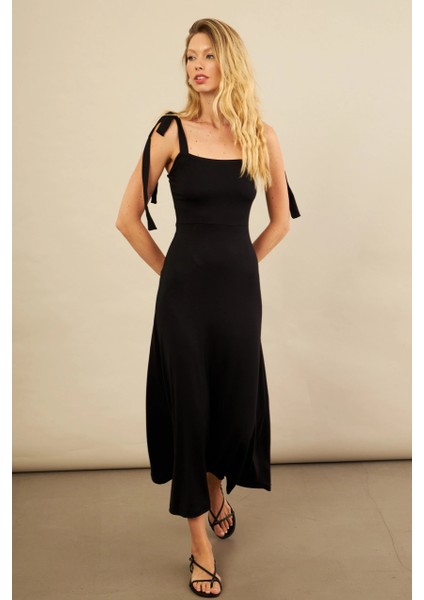 Kadın Siyah Omuz Fiyonklu Midi Elbise EY3119 modelleri