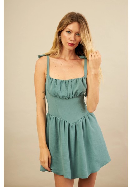 Kadın Çağla Yeşili Sırtı Gipeli Mini Elbise YEL221688 fiyatları
