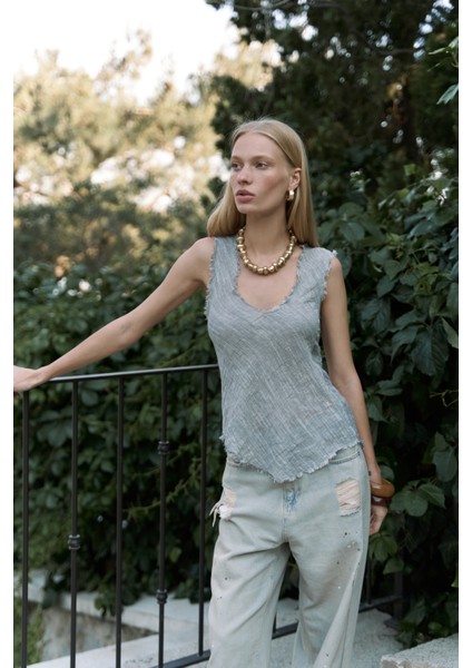 Veilinas Asimetrik Füme Keten Crop