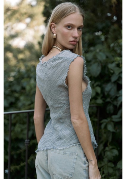 Veilinas Asimetrik Füme Keten Crop fırsatları