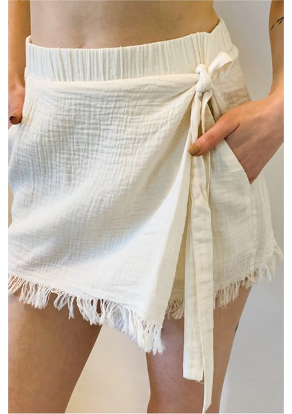 Müslin Yandan Bağlama Detaylı Püsküllü Şort Etek
