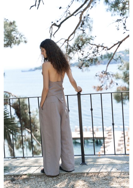 Onagho Boyundan Bağlı Gri Crop