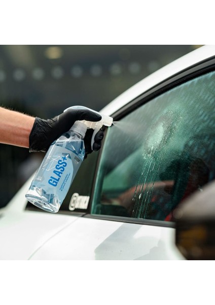 Q²m Glass+ Plus Araç Cam Yağmur Kaydırıcı Su Itici ve Temizleyici - 500 ml -Hidrofobik Parlak