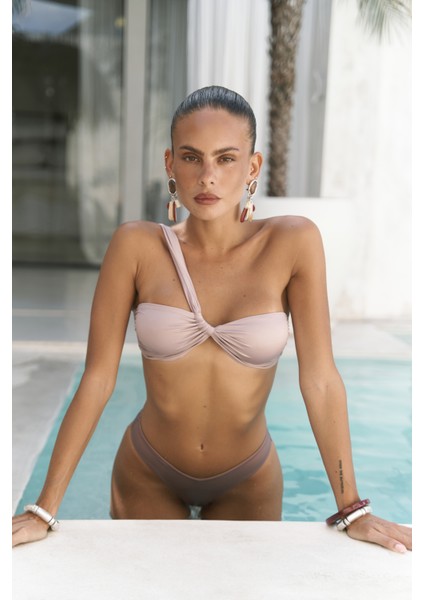 Balisya Tek Omuz Asimetrik Lila Bikini Üstü