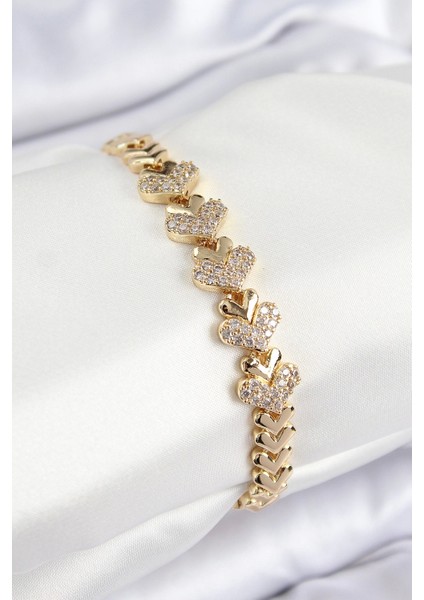 Pirinç Zirkon Taşlı Kalp Model Gold Renk Kadın Bileklik - TJ-BB7562