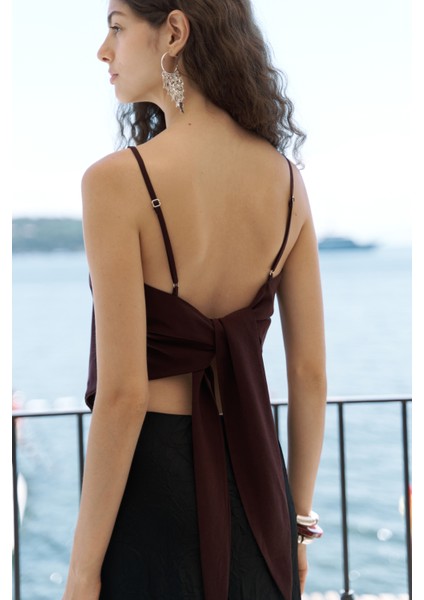 Alytih Üçgen Detay Bordo Crop